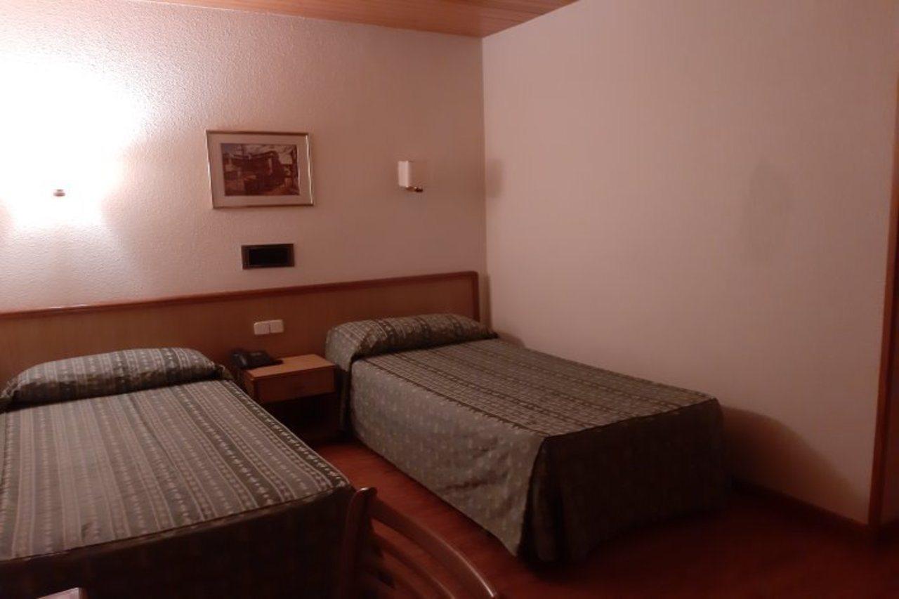 Hotel Villa De Canfranc Extérieur photo