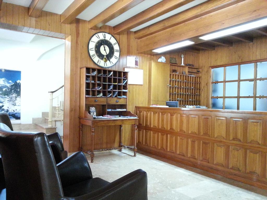 Hotel Villa De Canfranc Extérieur photo