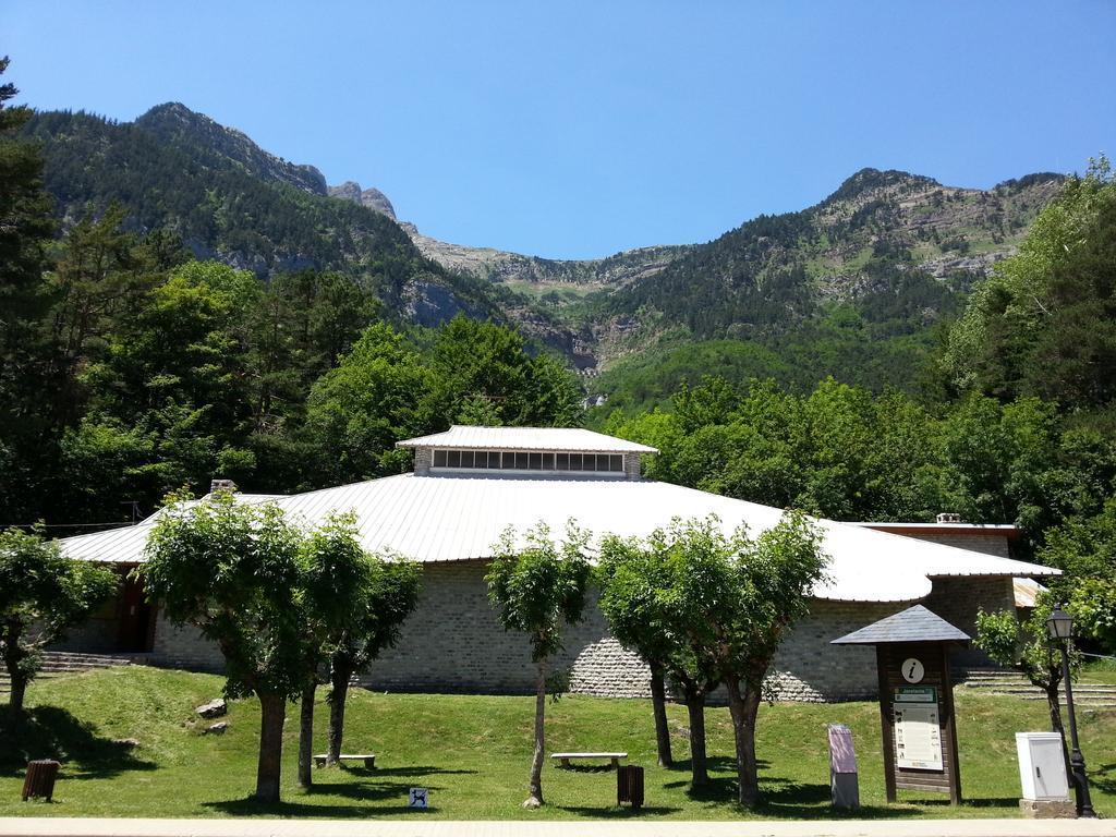Hotel Villa De Canfranc Extérieur photo