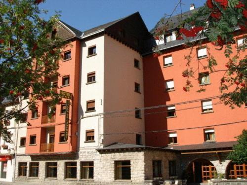 Hotel Villa De Canfranc Extérieur photo